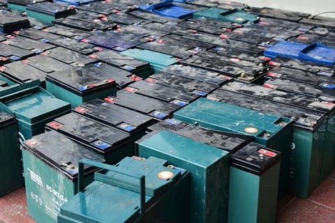 [南丰琴城上门回收叉车蓄电池]磷酸电池回收公司-高价钴酸锂电池回收
